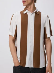 Reserved - Wiskozowa koszula comfort fit - brązowy - Koszule męskie - miniaturka - grafika 1