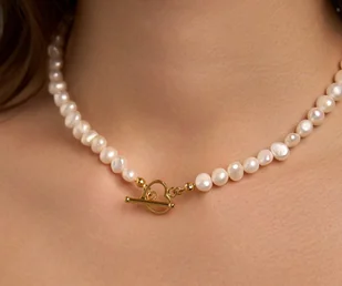 Choker / naszyjnik "Heart" z naturalnych pereł słodkowodnych oraz srebra 925 pozłacanego r. M - Naszyjniki - miniaturka - grafika 1