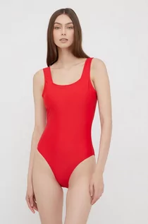 Stroje kąpielowe - Outhorn jednoczęściowy strój kąpielowy kolor czerwony lekko usztywniona miseczka - grafika 1