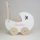 Wózki dla lalek - WÓZEK DLA LALEK budka biała z wyciętą gwiazdką - miniaturka - grafika 1