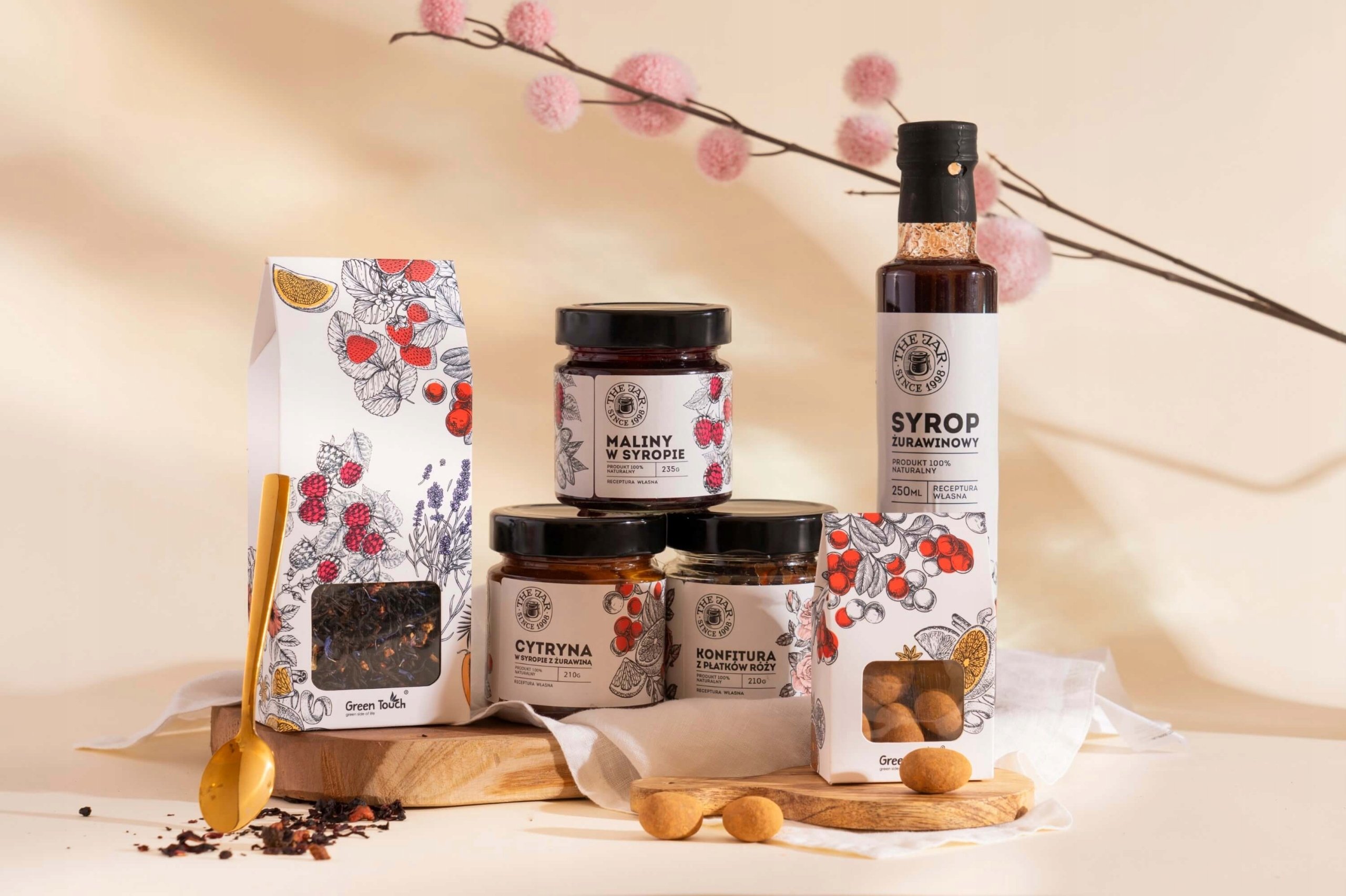 Kosz Prezentowy zestaw konfitur The Jar herbata migdały w czekoladzie syrop