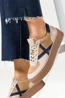 Sneakersy damskie - Beżowe sneakersy skórzane na platformie damskie buty sportowe z granatowymi wstawkami sznurowane PRODUKT POLSKI Casu N1108S3-38 - miniaturka - grafika 1