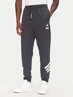 adidas Spodnie dresowe Star Wars The Mandalorian™ JI5724 Szary Regular Fit - Spodnie sportowe męskie - miniaturka - grafika 1