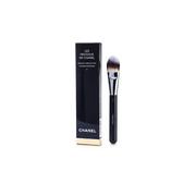 Pędzle do makijażu - Chanel Les Pinceaux pędzel do nakładania podkładu w płynie #6 Foundation Brush - miniaturka - grafika 1