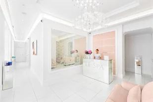 Pakiet pielęgnacyjny do wyboru w Le Spa Warszawa - Czasopisma - miniaturka - grafika 1