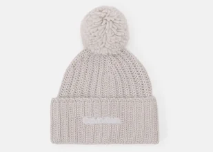 Calvin Klein Czapka K60K608535 one size Oversized Knit Beanie W/Pompom - Czapki damskie - miniaturka - grafika 1