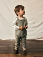 Pajacyki dla niemowląt - Lil Atelier Kombinezon "Jobo" w kolorze khaki - miniaturka - grafika 1