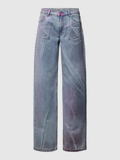 Spodnie damskie - Jeansy o kroju straight fit ze średnim stanem z czystej bawełny - grafika 1