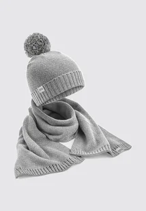 Zestaw zimowy jasnoszary - szalik i czapka z pomponem - Czapki damskie - miniaturka - grafika 1
