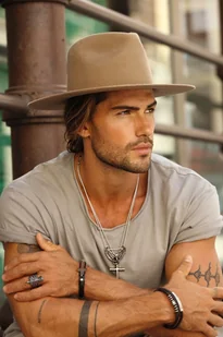 Naszyjnik męski ze stali z krzyżem stal 316l - Naszyjniki męskie - miniaturka - grafika 1