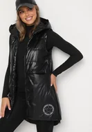 Kamizelki damskie - Czarna Kamizelka Długa z Kapturem Ozdobiona Naszywką Zapinana na Napy Nevettea - miniaturka - grafika 1