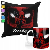 Gadżety dla niej i dla niego - ZESTAW KUBEK + POSZEWKA Z NADRUKIEM-DLA FANA PREZENT DEADPOOL AVENGERS+IMIĘ - miniaturka - grafika 1