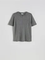 Koszulki męskie - Reserved - T-shirt regular z efektem sprania - ciemnoszary - miniaturka - grafika 1