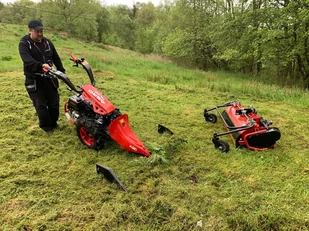 CEDRUS TJ02 TRAKTOREK TRAKTOR JEDNOOSIOWY MIKROCIĄGNIK GLEBOGRYZARKA DZIK WOM JANSEN AGRO BCS PASQUALI GRILLO MURATORI - EWIMAX - OFICJALNY DYSTRYBUTOR - AUTORYZOWANY DEALER CEDRUS - Ciągniki jednoosiowe - miniaturka - grafika 33
