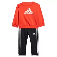 Odzież sportowa dziecięca - adidas Unisex Baby Badge of Sport Logo Młodzież Jogger, czerwony/biały (Bright Red/White), 62 - miniaturka - grafika 1