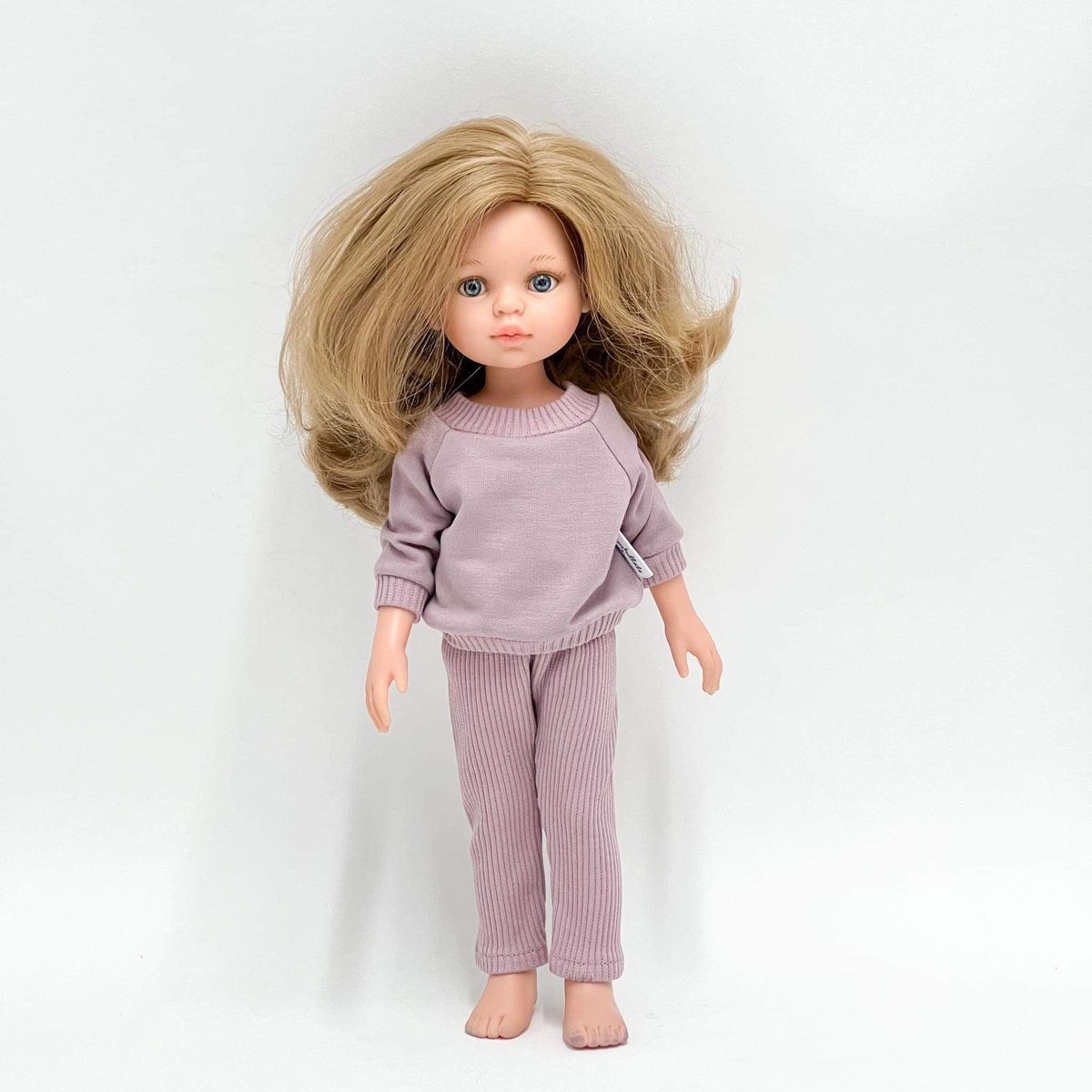 Lawendowy zestaw dresowy dla lalki Paola Reina Amigas 32, Lalki La Lalla 32 cm