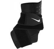 Ściągacze i opaski sportowe - Opaska stabilizująca na kostkę Nike Pro Ankle Strap 100-0673 - miniaturka - grafika 1