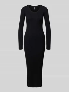 Sukienka z dzianiny o kroju podkreślającym sylwetkę z prążkowanej mieszanki wiskozy model ‘MIRA’ - Sukienki - miniaturka - grafika 1