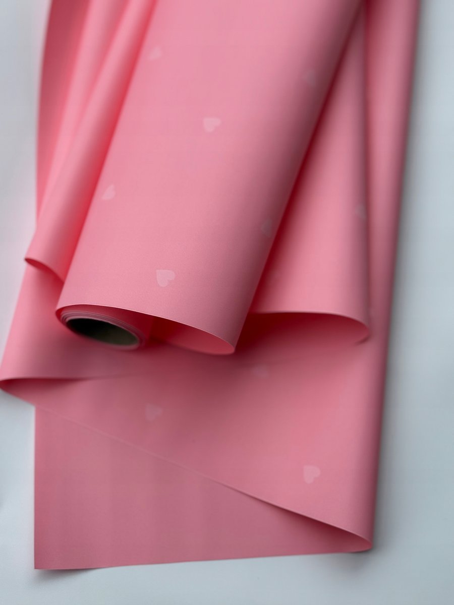 Papier satynowy do pakowania ze wzorem SERDUSZKA, Różowy + biały 50cm 9m