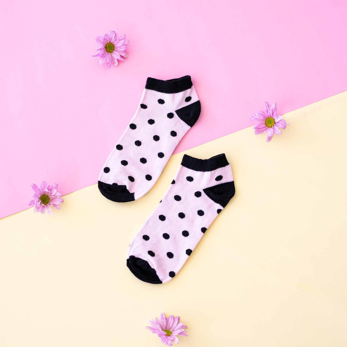 Młodzieżowe skarpetki stopki Hipstery kropki jasne różowe Adrian r.35/38