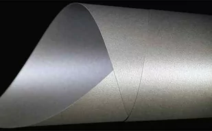 Fedrigoni Szary, metalizowany z fakturą filcu , 290 g/m3, 72x102cm, Sirio Pearl Merida Gray. Karton ozdobny, 1 arkusz 10001061 - Akcesoria do reklamy - miniaturka - grafika 1