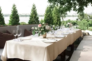 Obrus 120x260 Plamoodporny Klasyczny Elegant Krem Jasny Beż - Obrusy i serwetki - miniaturka - grafika 12