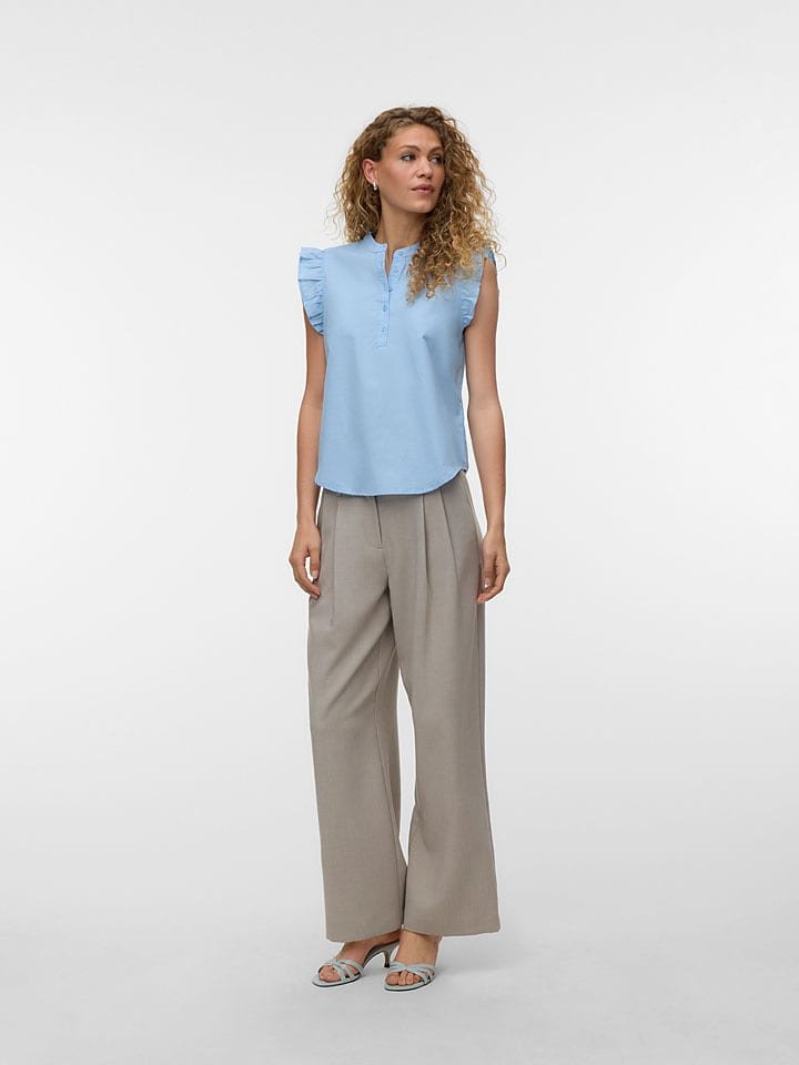 Vero Moda Bluzka w kolorze błękitnym