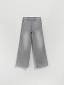 Spodnie i spodenki dla dziewczynek - Reserved - Elastyczne jeansy wide leg - jasnoszary - miniaturka - grafika 1