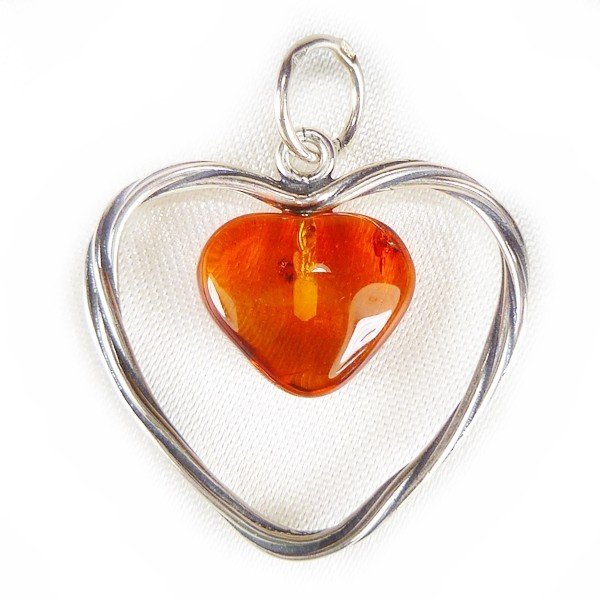 Serduszko, wisiorek srebrny z bursztynem 654-80