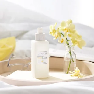 Clean Space Fresh Linens Room Spray (142g) - Zapachy do domu - miniaturka - grafika 2