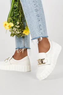 Białe półbuty skórzane damskie sneakersy na platformie ze złotym łańcuchem PRODUKT POLSKI Casu 487-38 - Półbuty damskie - miniaturka - grafika 1