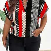 Inne - TEMU Bluzka w Rozmiarze Plus z Kolorowymi Blokami i Krótkim Rękawem o Dekolcie w Serek oraz Unikalnym Losowym Wzorem - Lekki Poliester, Styl Casual - miniaturka - grafika 1