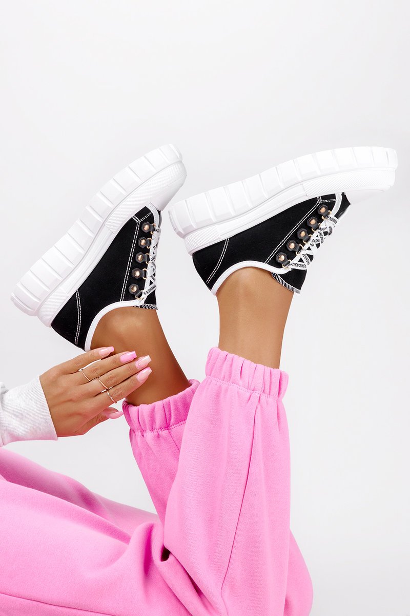 Czarne trampki creepersy na platformie damskie buty sportowe z ozdobną sznurówką Casu G8383-1-39