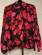 Bluzki damskie - Wiskozowa koszula oversize czarna w różowo-czerwone kwiaty - miniaturka - grafika 1