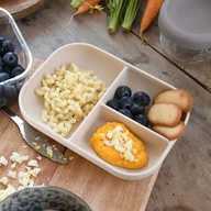 Miseczki i talerzyki dla dzieci - Silikonowy trójdzielny talerz z przyssawką Clay - miniaturka - grafika 1