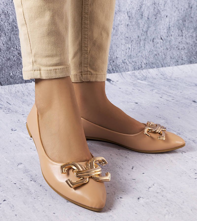 Ciemnobeżowe balerinki ze zdobieniem Vallée-36