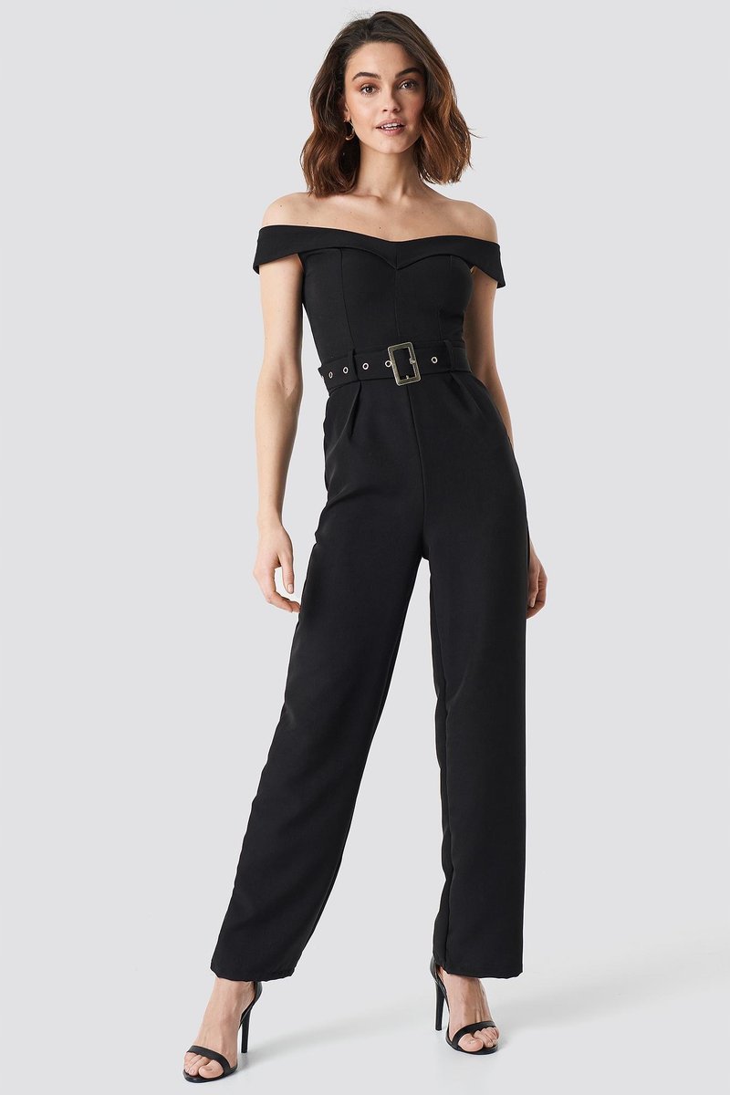 NA-KD KOMBINEZON DAMSKI CZARNY Z PASKIEM S CAA