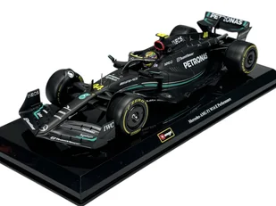 BBURAGO RACE MERCEDES-AMG F1 W14 E PERFORMANCE #44 LEWIS HAMILTON Z GABLOTKĄ 1:24 28028 - Samochody i pojazdy dla dzieci - miniaturka - grafika 1