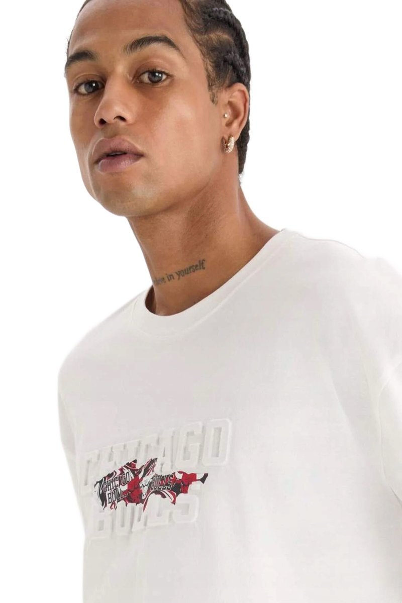 DEFACTO MĘSKI T-SHIRT Z OKRĄGŁYM DEKOLTEM I NADRUKIEM Z PRZODU M 5DA