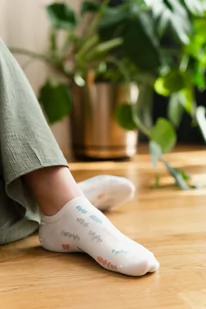 Stopki 021-055 Ecru (Rozmiar 38/40) - Skarpetki damskie - miniaturka - grafika 2