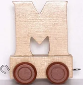 Pociągi dla dzieci - Small Foot Design Wagonik z literą M Alfabet - miniaturka - grafika 1