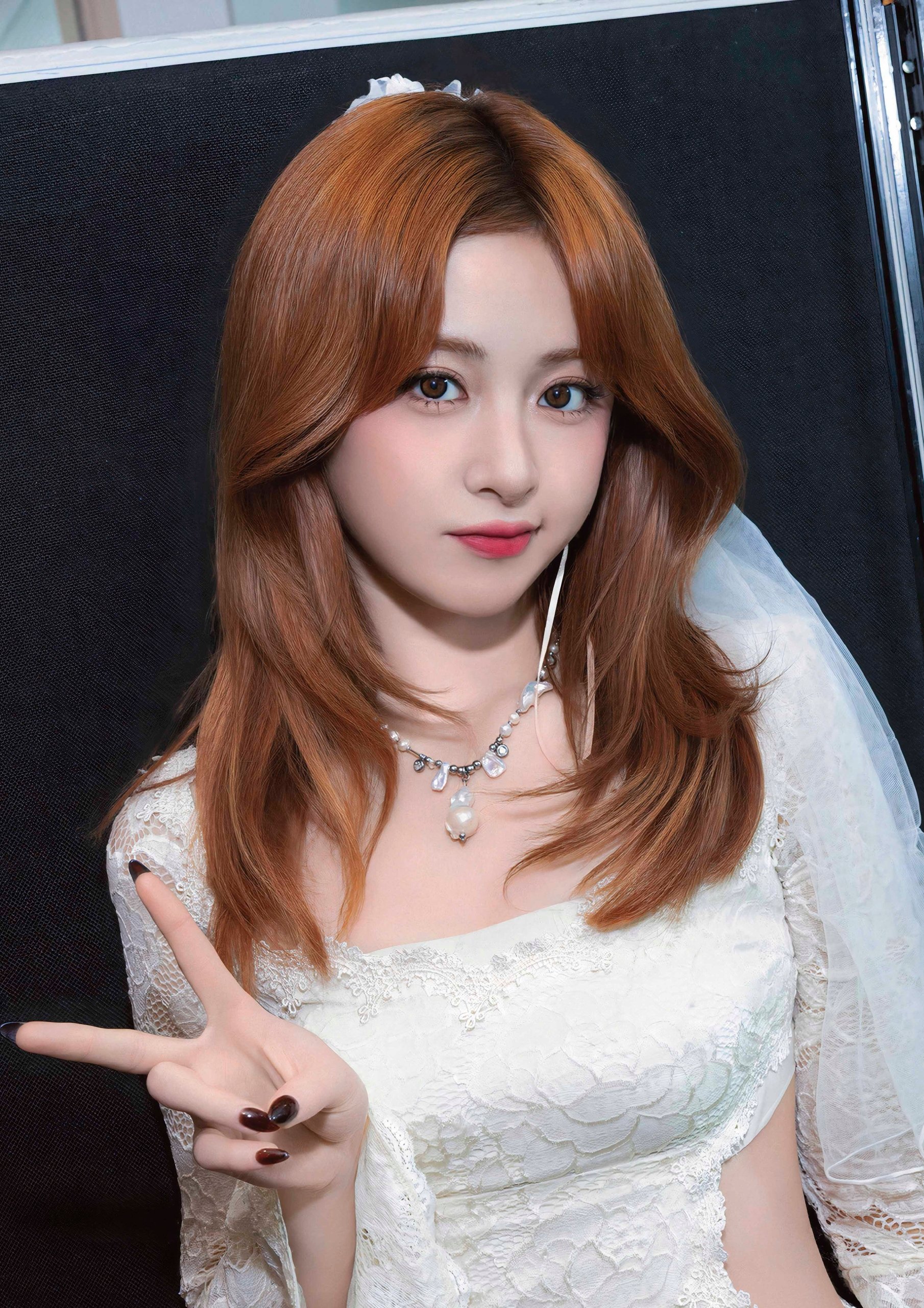 Plakat A1 Le Sserafim K-Pop Kpop Korea Muzyka Huh Yun-jin