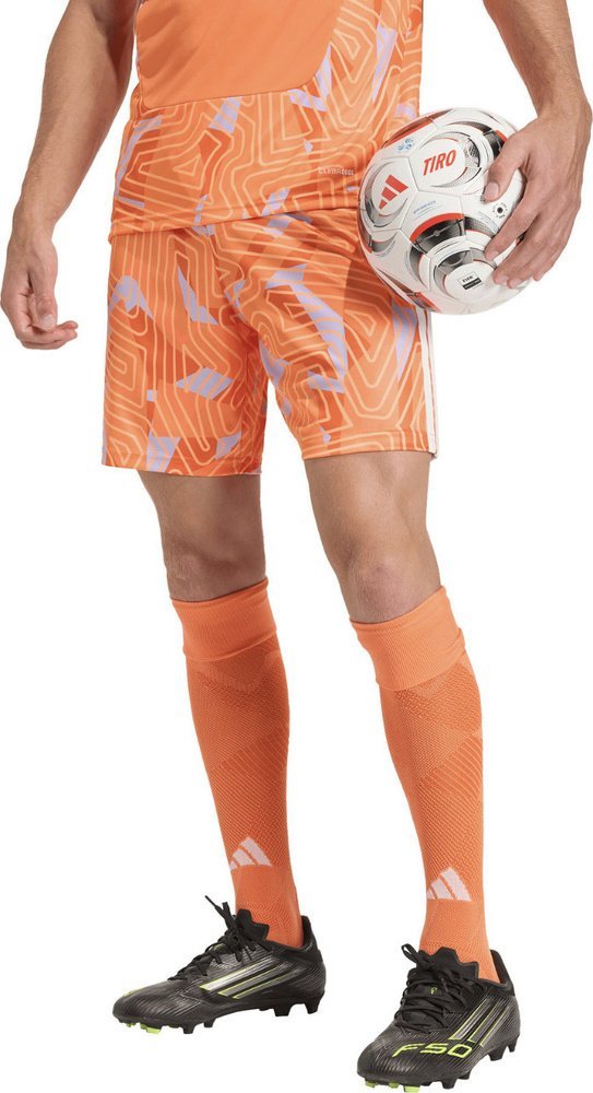 Adidas Spodenki męskie adidas Tiro 26 Competition Goalkeeper pomarańczowe KC5345 M