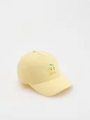 Czapki damskie - Reserved - Czapka z daszkiem z haftem - jasnożółty - miniaturka - grafika 1