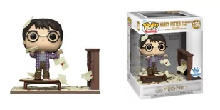 Harry Potter with Hogwarts Letters - Funko POP #136 - Figurki kolekcjonerskie - miniaturka - grafika 1