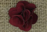 Zabawki kreatywne - [050159] Kwiatki róże 20mm bordowe - miniaturka - grafika 1