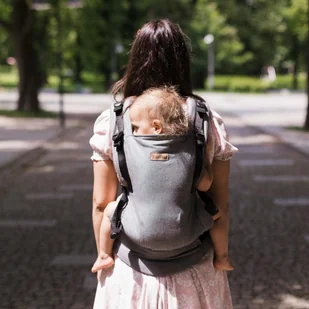 Nosidełko Zaffiro - BabyGrow Roma: Grey Regulowane - Nosidełka dla dzieci - miniaturka - grafika 1