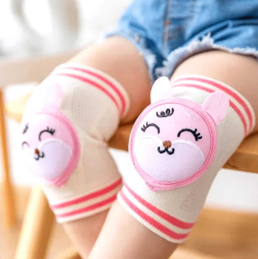 Antypoślizgowe nakolanniki dziecięce Mommy Bag Zajączki - różowe