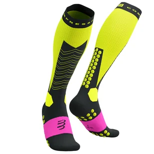 COMPRESSPORT Skarpety kompresyjne narciarskie SKI MOUNTAINEERING FULL SOCKS safe yellow/black - Skarpetki sportowe męskie - miniaturka - grafika 1