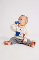 Bluzy i sweterki niemowlęce - Bobo Choses bluza bawełniana niemowlęca kolor biały z nadrukiem - miniaturka - grafika 1